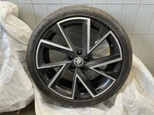 Thumbnail-Foto von Fahrzeug