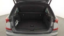 Škoda Kamiq Selection TSI DSG in Graphit-Grau Metallic