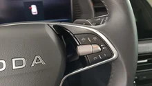 Škoda Kamiq Selection TSI DSG in Graphit-Grau Metallic