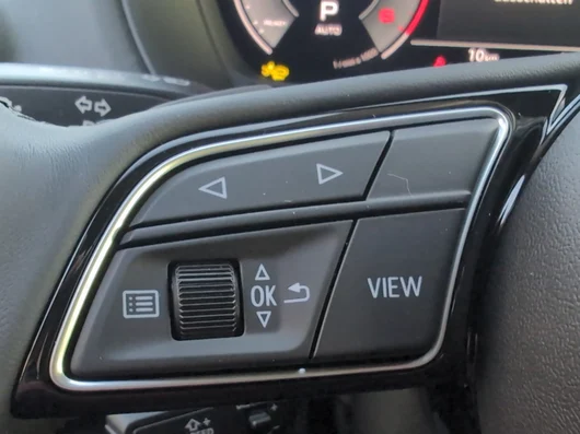 Bild eines Q2 35 TDI admired