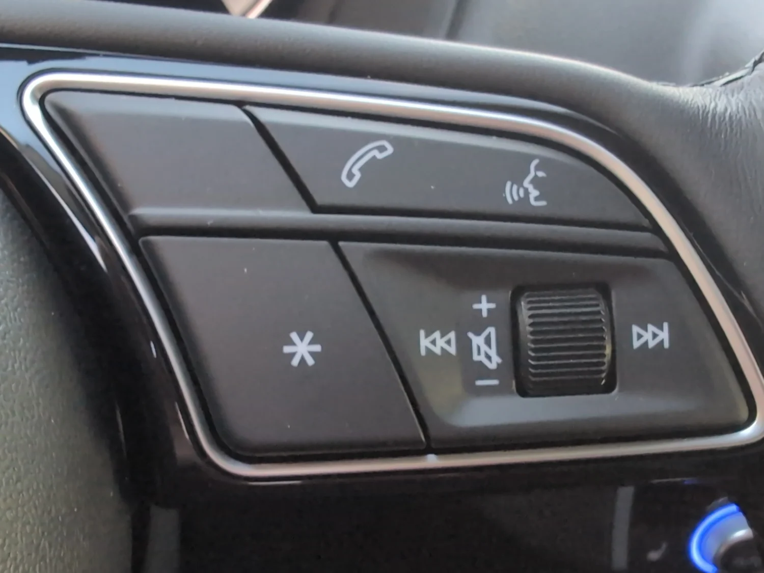 Bild eines Q2 35 TDI admired