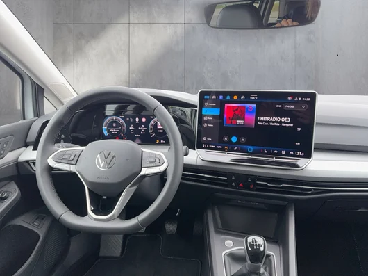 Bild eines VW Golf Variant Business TDI