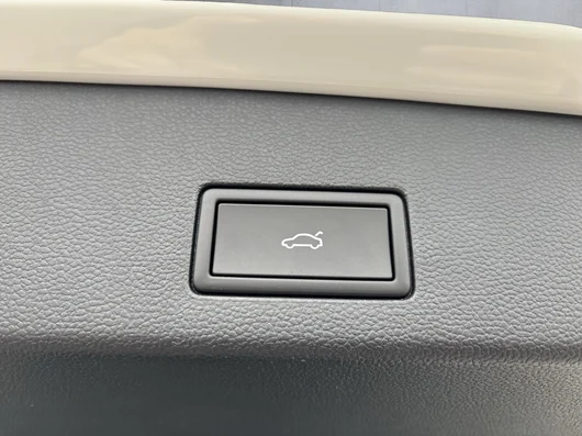 Bild eines VW Golf Variant Business TDI