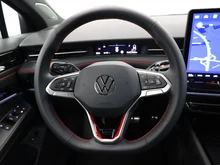 VW ID.7 Tourer GTX 4MOTION 250kW Business in Gletscherweiß Metallic Dach Schwarz