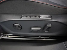 VW ID.7 Tourer GTX 4MOTION 250kW Business in Gletscherweiß Metallic Dach Schwarz