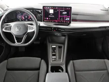 VW Golf Variant Business mHeV DSG in Grenadillschwarz Metallic