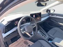 VW Golf Variant Business mHeV DSG in Grenadillschwarz Metallic