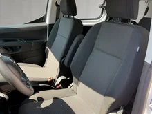 Toyota Proace Pro Ace City Kastenwagen Doppelkabine 1,5 D-4D 102 L2 Basis in weiss - metallic