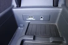 Audi A4 Avant 2.0 TDI quattro in 0E Mythosschwarz Metallic