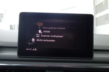 Audi A4 Avant 2.0 TDI quattro in 0E Mythosschwarz Metallic