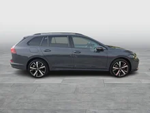 VW Golf Variant Business TDI in Delfingrau Metallic
