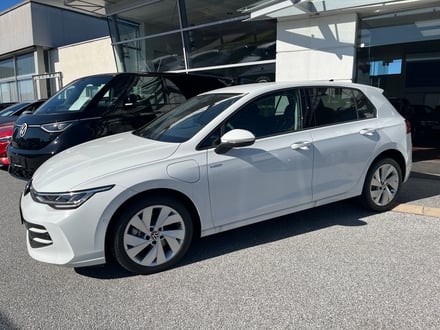 VW Golf Rabbit eHybrid DSG 150 kW