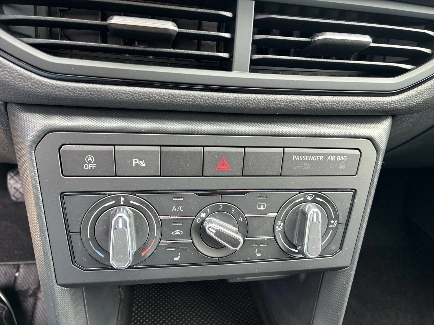 Bild eines VW T-Cross 4Me TSI
