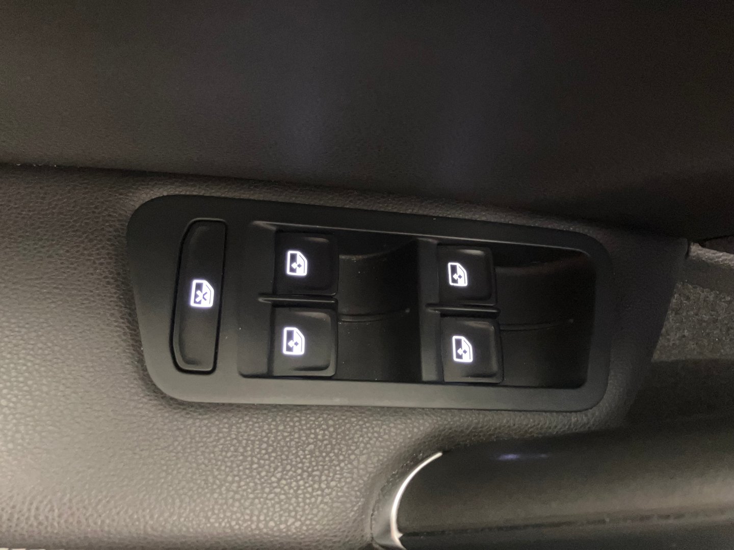 VW e-Golf | Bild 10 von 30