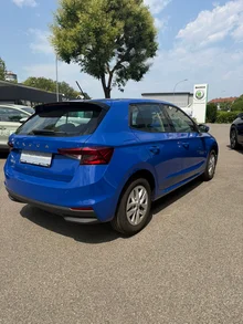 Thumbnail-Foto von Fahrzeug