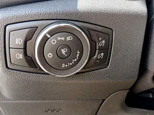 Ford EcoSport 1,0 EcoBoost Trend in weiss - metallic