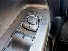 Ford EcoSport 1,0 EcoBoost Trend in weiss - metallic