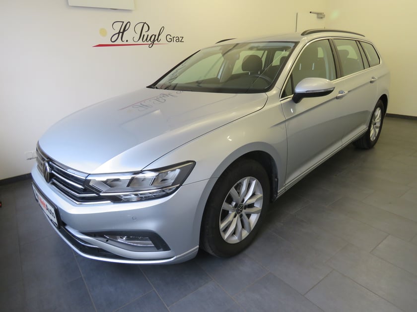 VW Passat Variant Business TDI SCR DSG