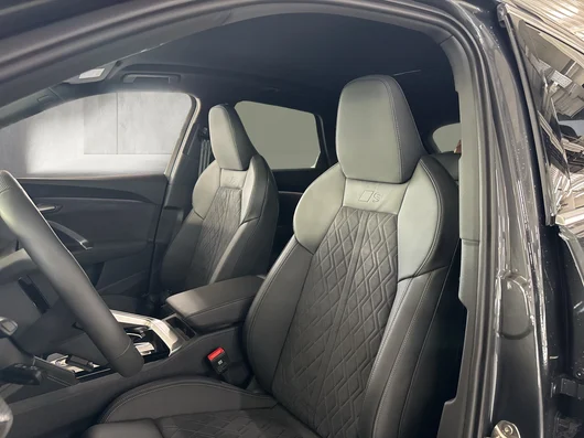 Bild eines Audi Q5 SUV TFSI quattro 150 kW