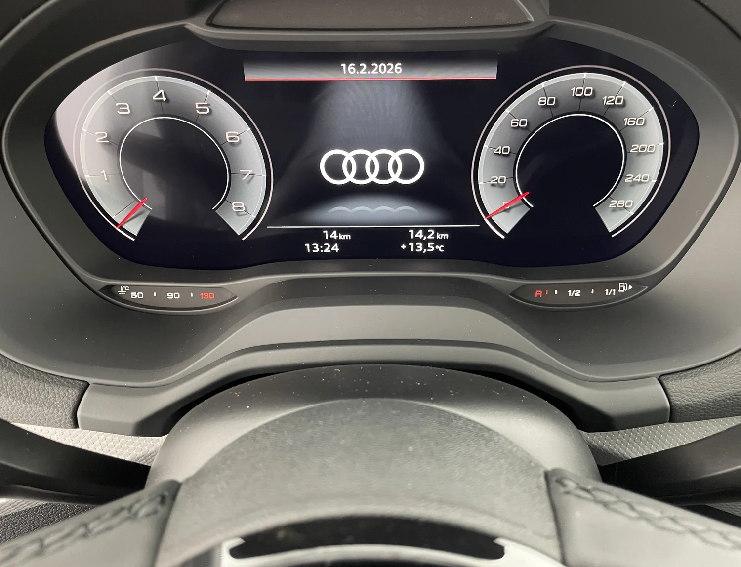 Bild eines Audi Q2 30 TFSI admired