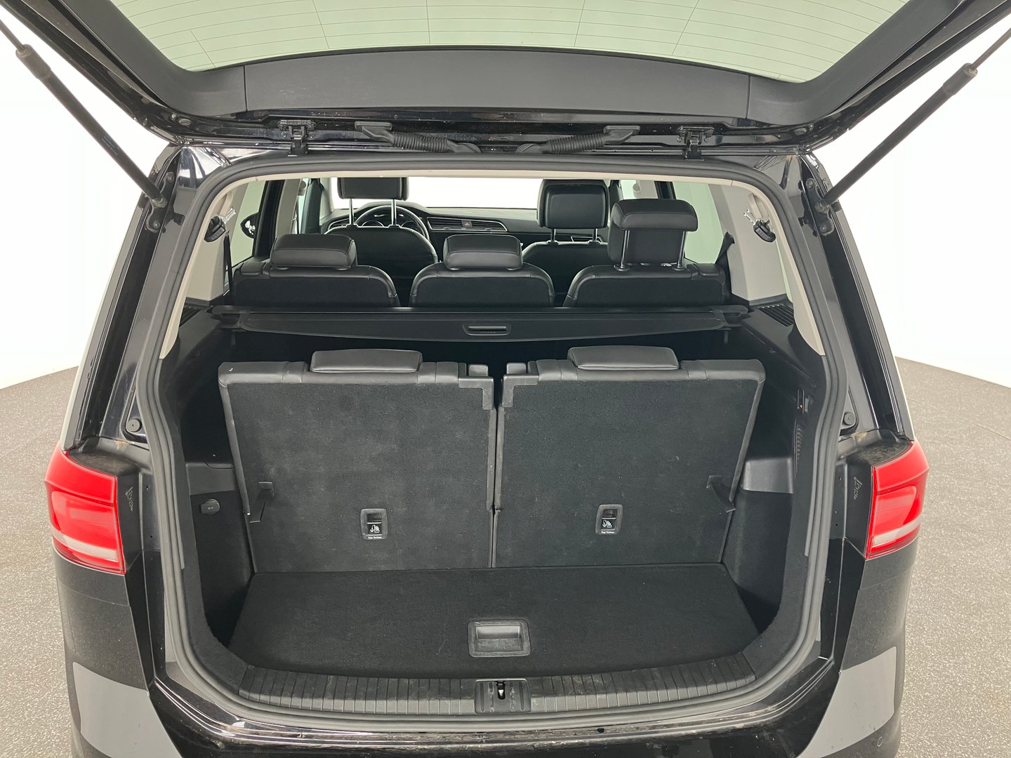 VW Touran Highline TSI DSG | Bild 12 von 14
