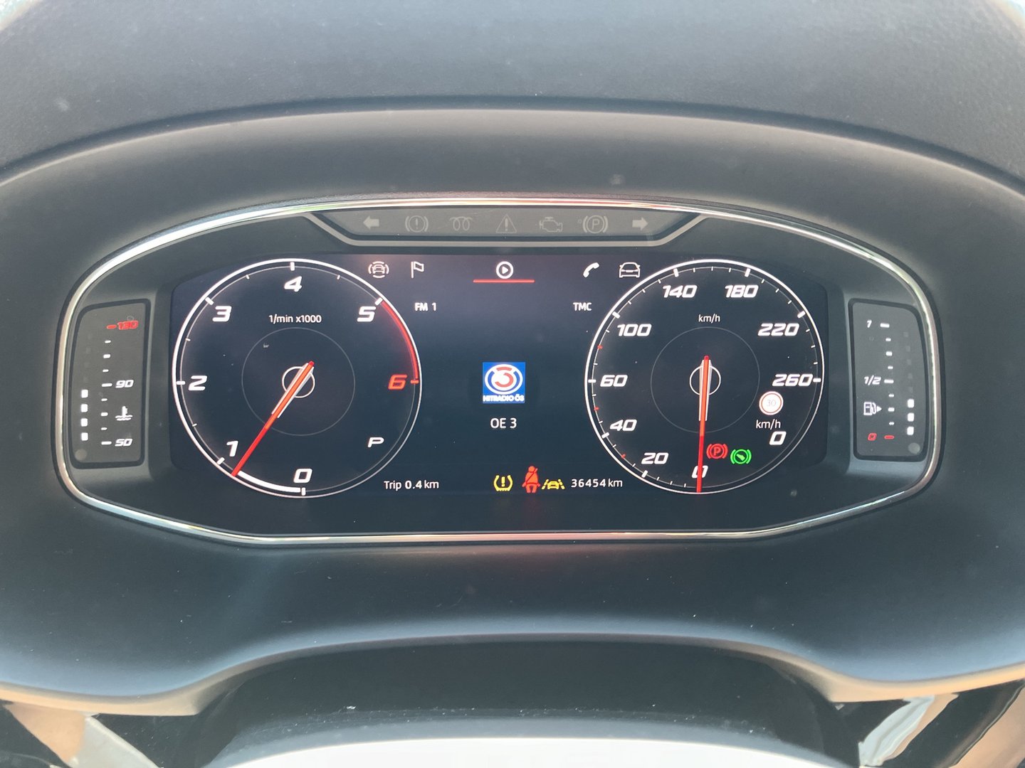 SEAT Ateca Xcellence 2.0 TDI DSG | Bild 10 von 28
