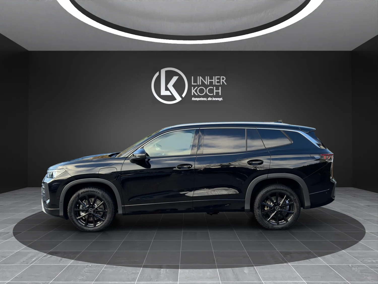 Bild eines Tayron Friends eHybrid DSG 150kW