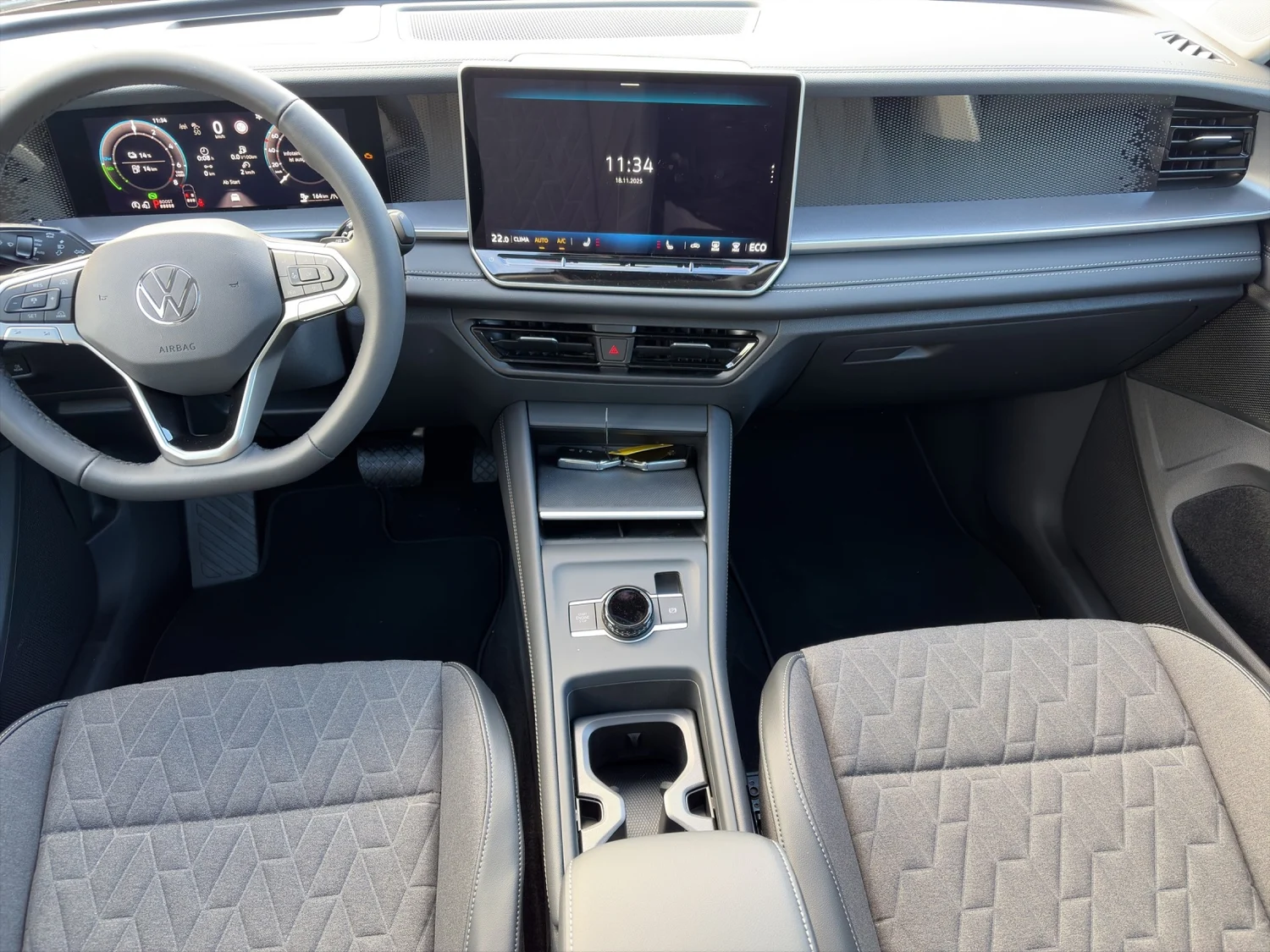 Bild eines Tayron Friends eHybrid DSG 150kW