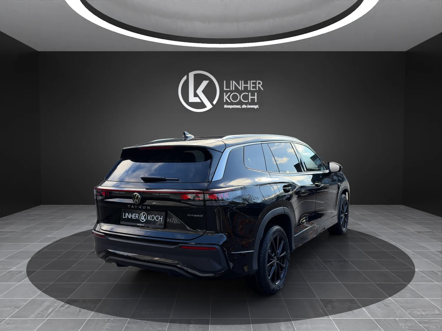 Bild eines Tayron Friends eHybrid DSG 150kW