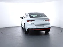Škoda Enyaq Coupé RS in Moon-Weiß Metallic