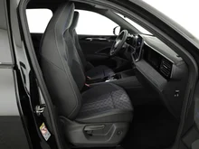 VW Tiguan Sport eHybrid DSG 150 kW in Grenadillschwarz Metallic