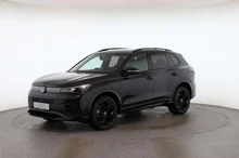VW Tiguan Sport eHybrid DSG 150 kW in Grenadillschwarz Metallic