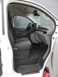 VW Kastenwagen Transporter Kastenwagen TDI in Clear White
