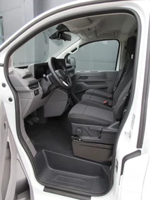 VW Kastenwagen Transporter Kastenwagen TDI in Clear White
