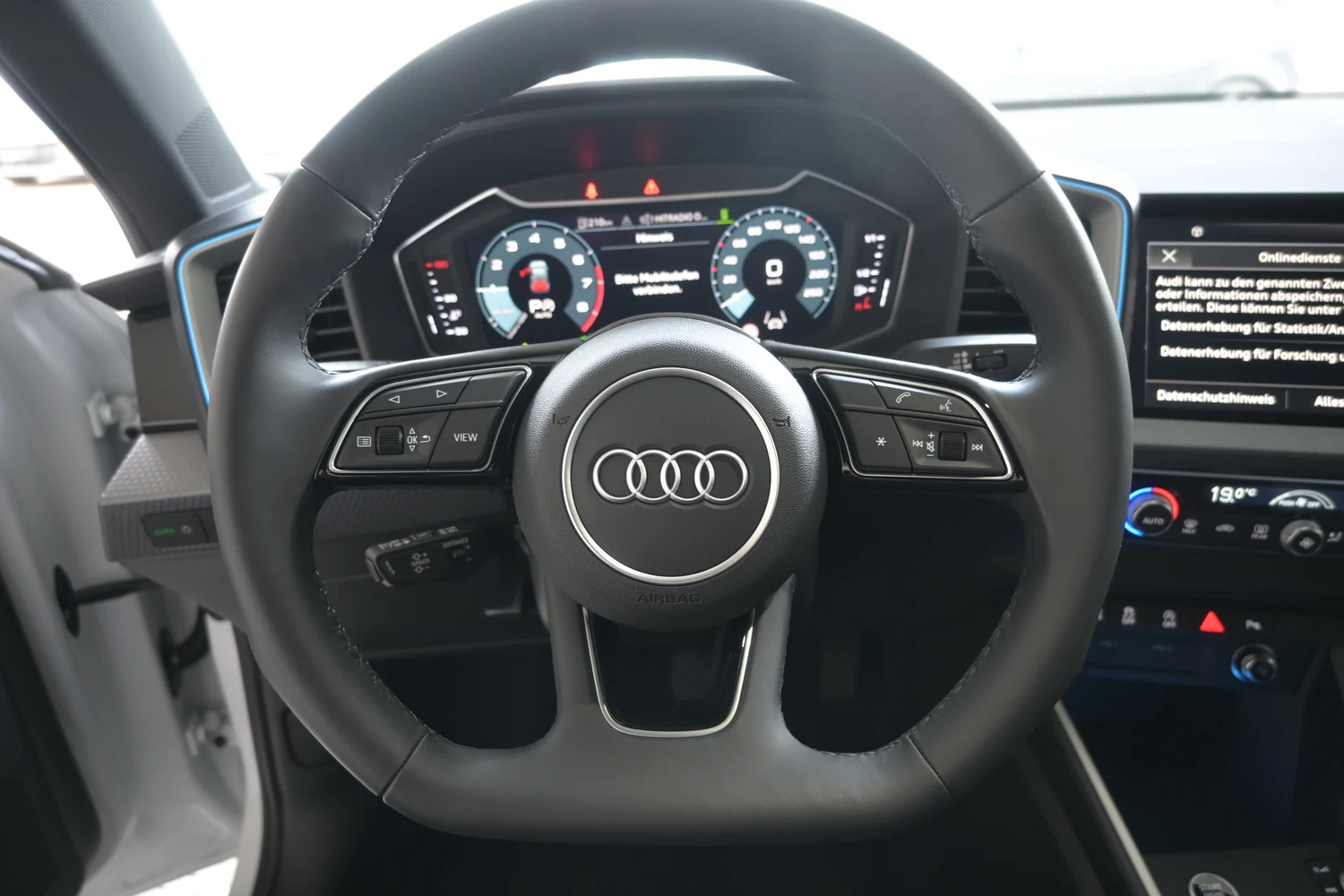 Bild eines A1 allstreet 30 TFSI intense