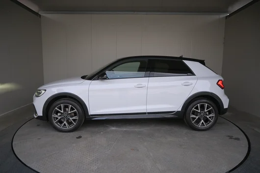Bild eines A1 allstreet 30 TFSI intense
