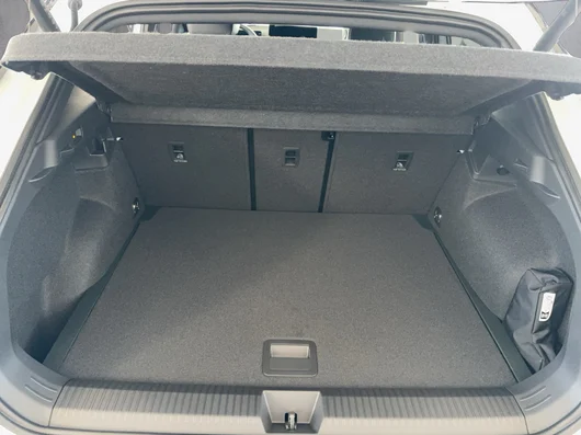 Bild eines VW T-Roc R-Line eTSI DSG