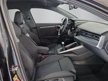 Audi A3 Sportback 30 TDI in Manhattangrau Metallic