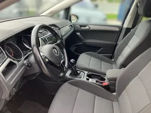 VW Touran Comfortline TDI SCR in Atlantic Blue Metallic