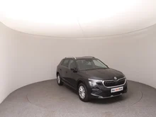 Škoda Kamiq Selection TSI in Black-Magic Perleffekt