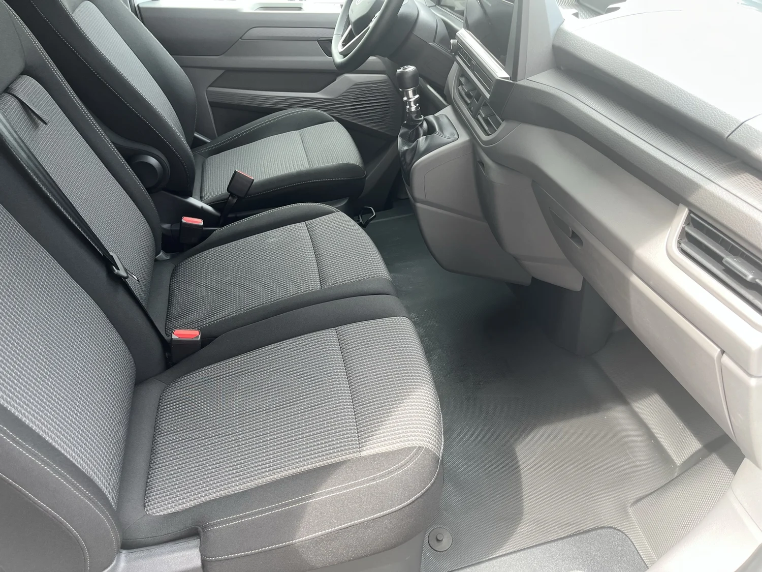 Bild eines VW Transporter Kastenwagen TDI