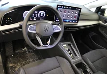 VW Golf Rabbit mHEV DSG in Delfingrau Metallic