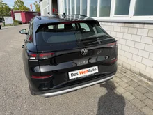 VW T-Roc 4Me eTSI DSG in Grenadillschwarz Metallic