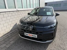 VW T-Roc 4Me eTSI DSG in Grenadillschwarz Metallic