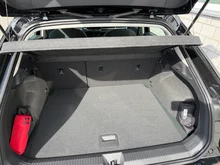 VW T-Roc 4Me eTSI DSG in Grenadillschwarz Metallic