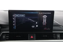 Audi A4 Avant 40 TDI advanced quattro in MYTHOSSCHWARZ METALLIC