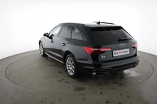 Audi A4 Avant 40 TDI advanced quattro in MYTHOSSCHWARZ METALLIC