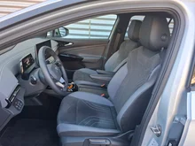 VW ID.4 Pro 4MOTION 210 kW Business in Scale Silver Metallic