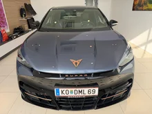 CUPRA Tavascan Extreme 210kW/286PS in Tavascan-Blau Metallic