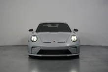 Porsche 911 GT3 mit Touring-Paket in eisgraumetallic